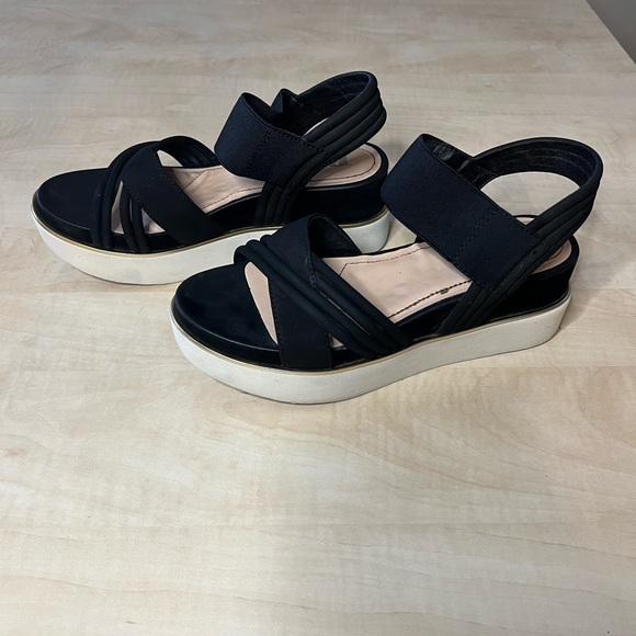 Black sandals - Picture 4 of 5